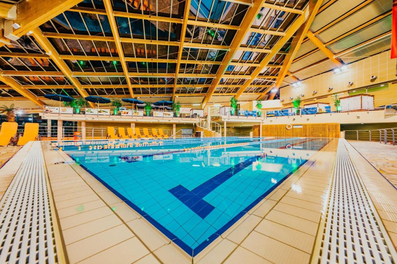 Отель Aquapalace Prague