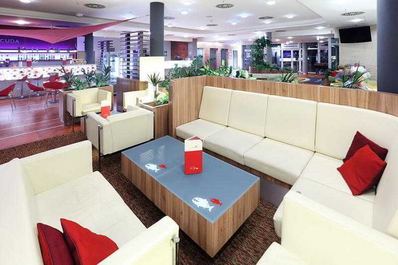 Aquapalace Prague Hotel Cestlice